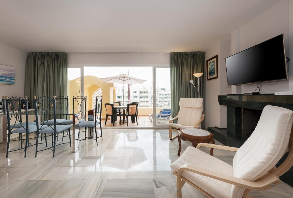 Apartamento En Puerto Marina B32 ベナルマデナ エクステリア 写真