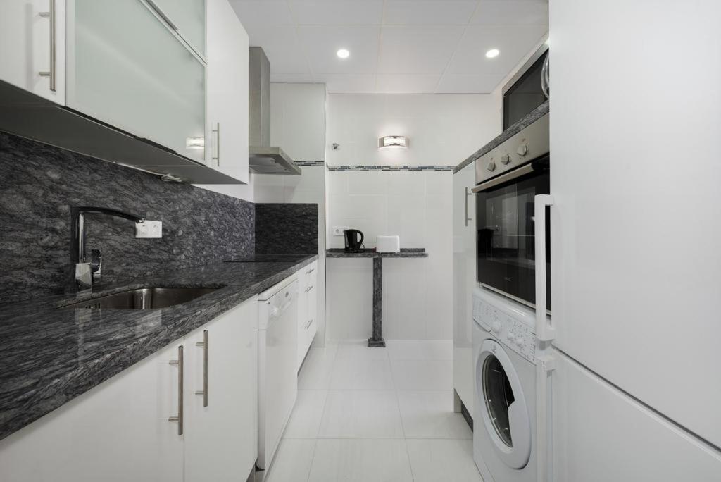 Apartamento En Puerto Marina B32 ベナルマデナ エクステリア 写真